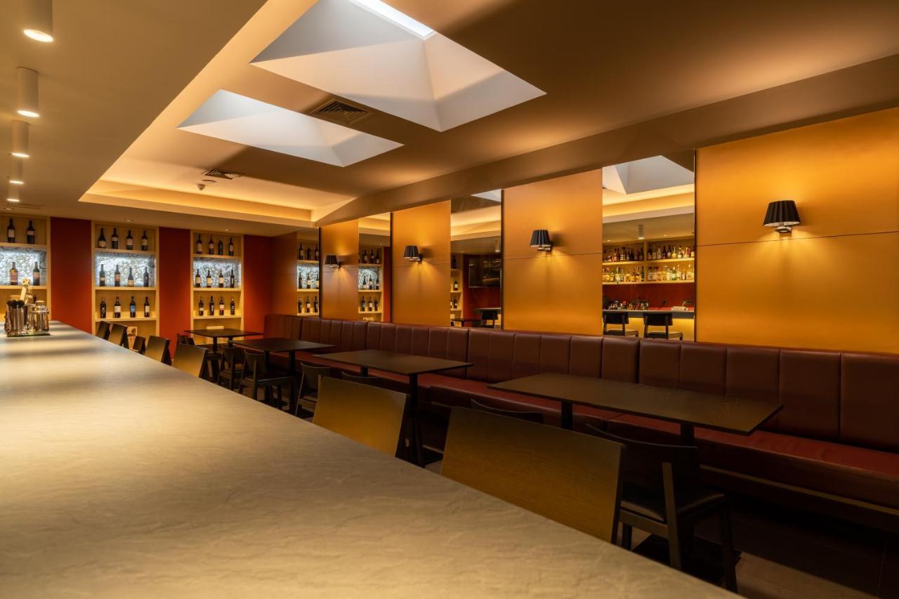 Hotel Girassol - Suite Hotel ฟุงชาล ภายนอก รูปภาพ