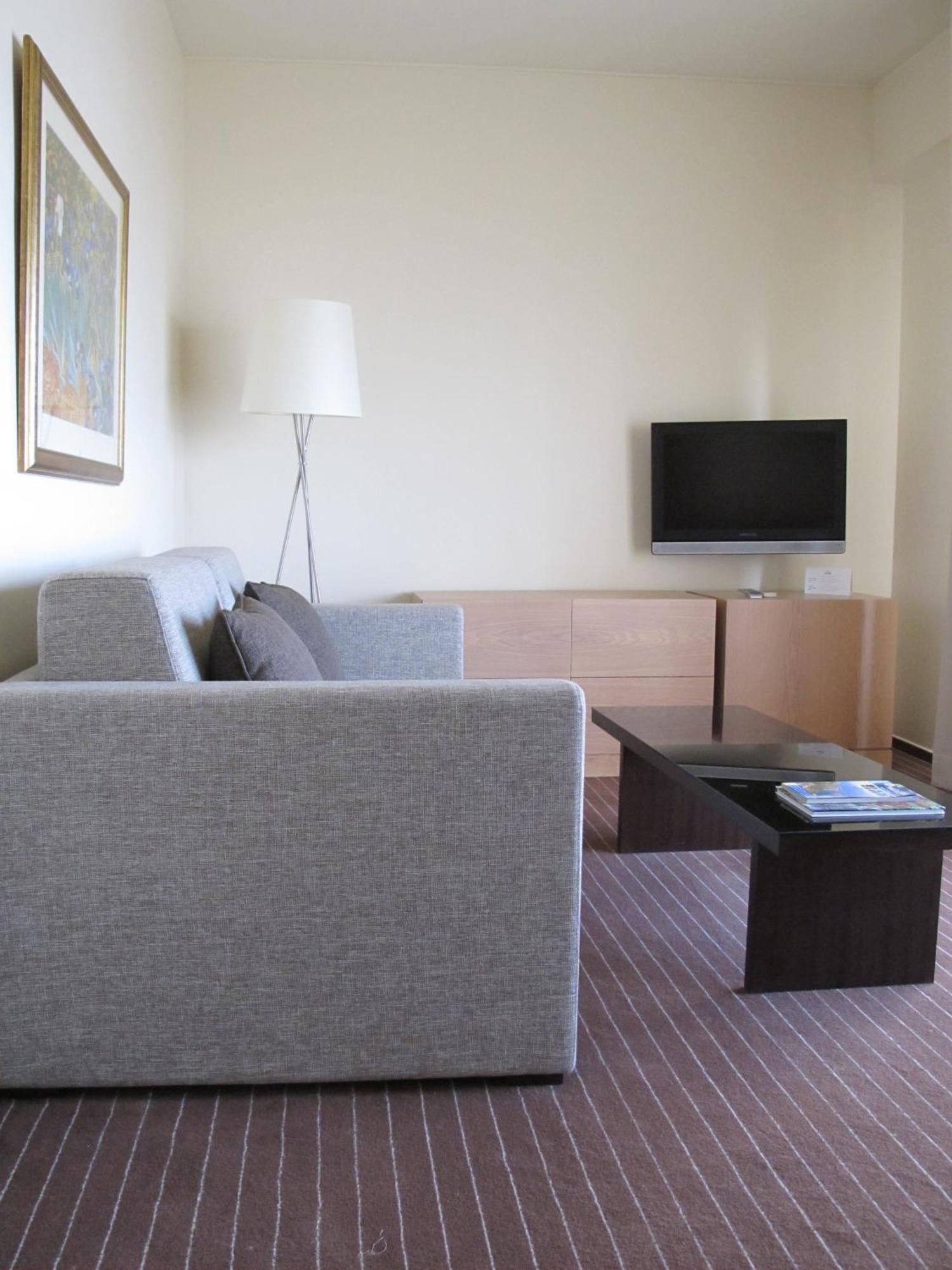 Hotel Girassol - Suite Hotel ฟุงชาล ภายนอก รูปภาพ