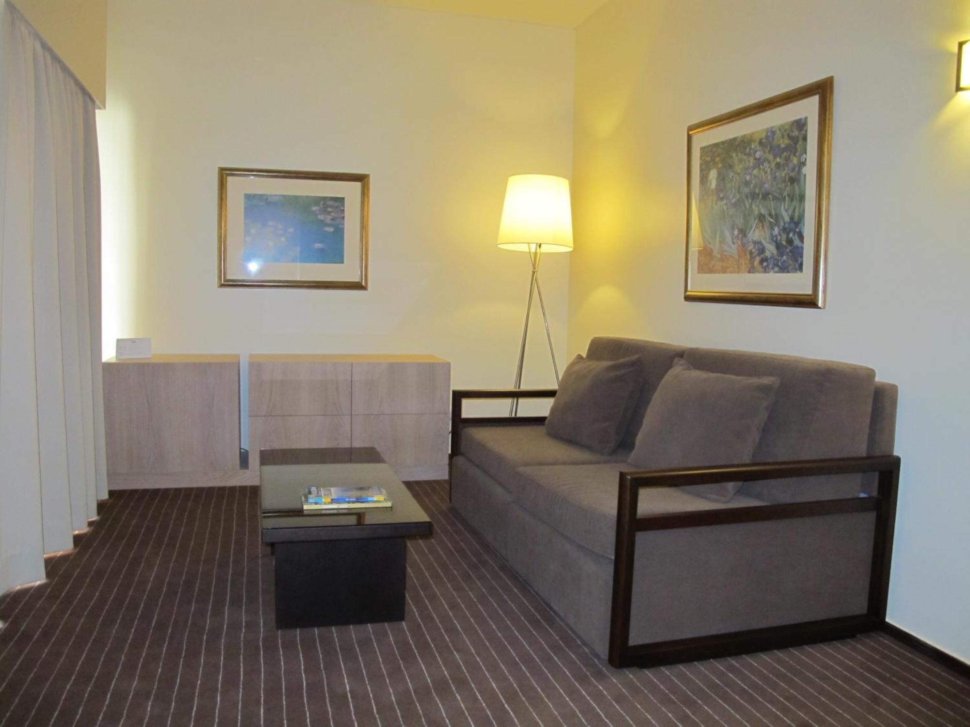 Hotel Girassol - Suite Hotel ฟุงชาล ภายนอก รูปภาพ
