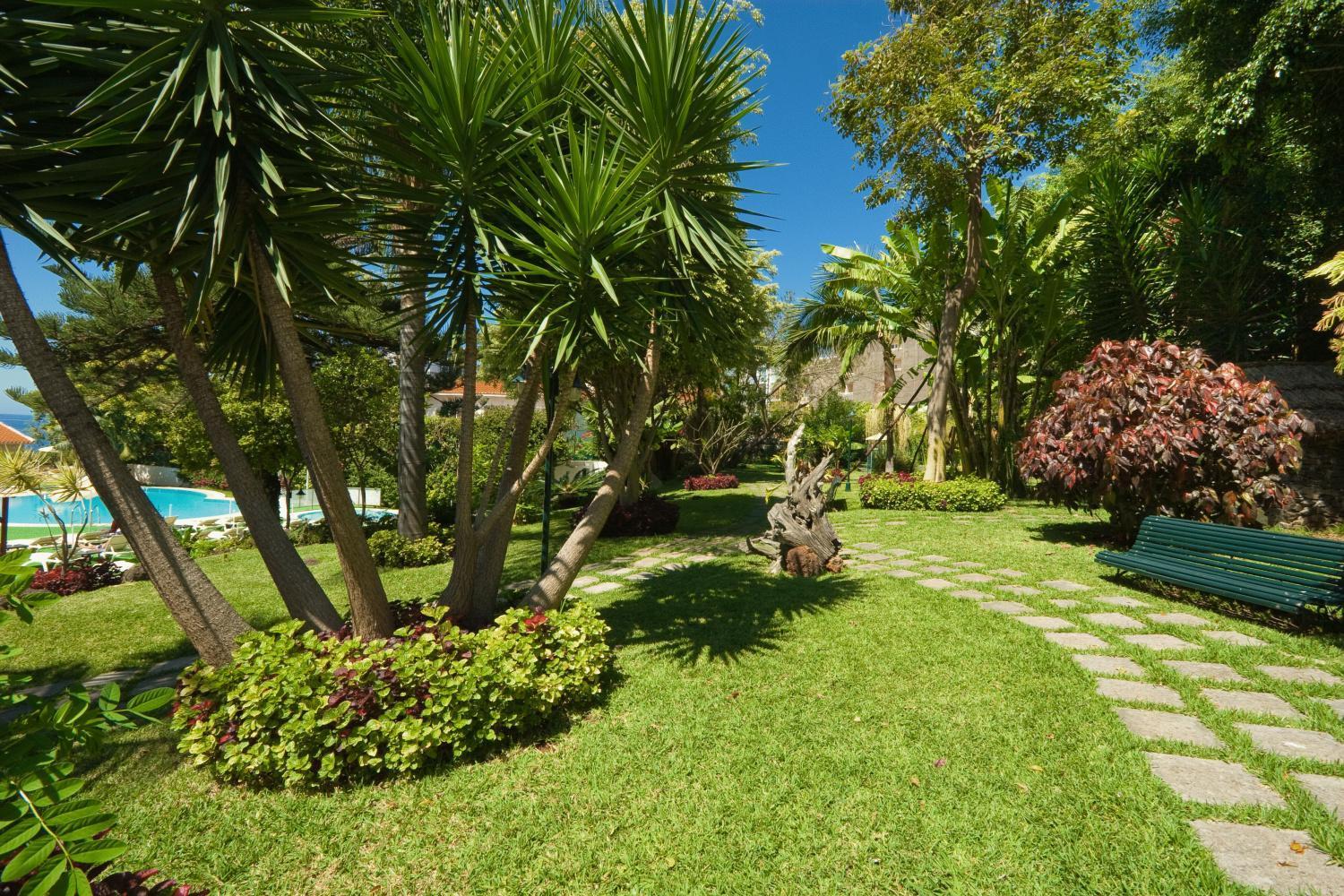 Hotel Girassol - Suite Hotel ฟุงชาล ภายนอก รูปภาพ