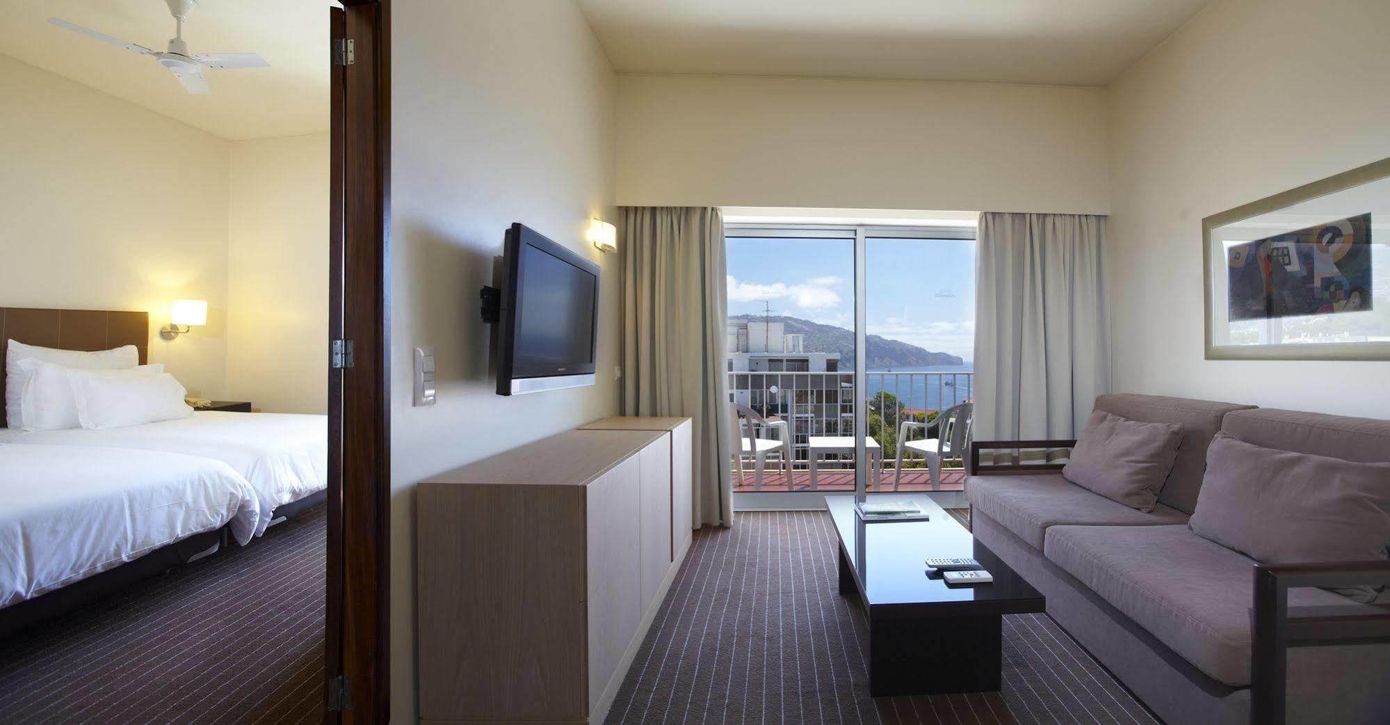 Hotel Girassol - Suite Hotel ฟุงชาล ภายนอก รูปภาพ